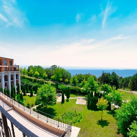 Sea Club Complex Apartment