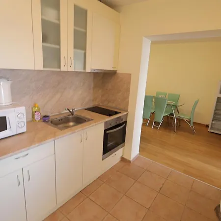 Sea Club Complex Apartment